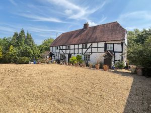 Photo 1- click for photo gallery